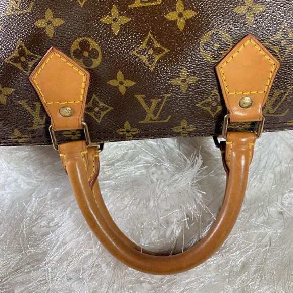 Louis Vuitton Speedy 40 - Picture 14 of 16